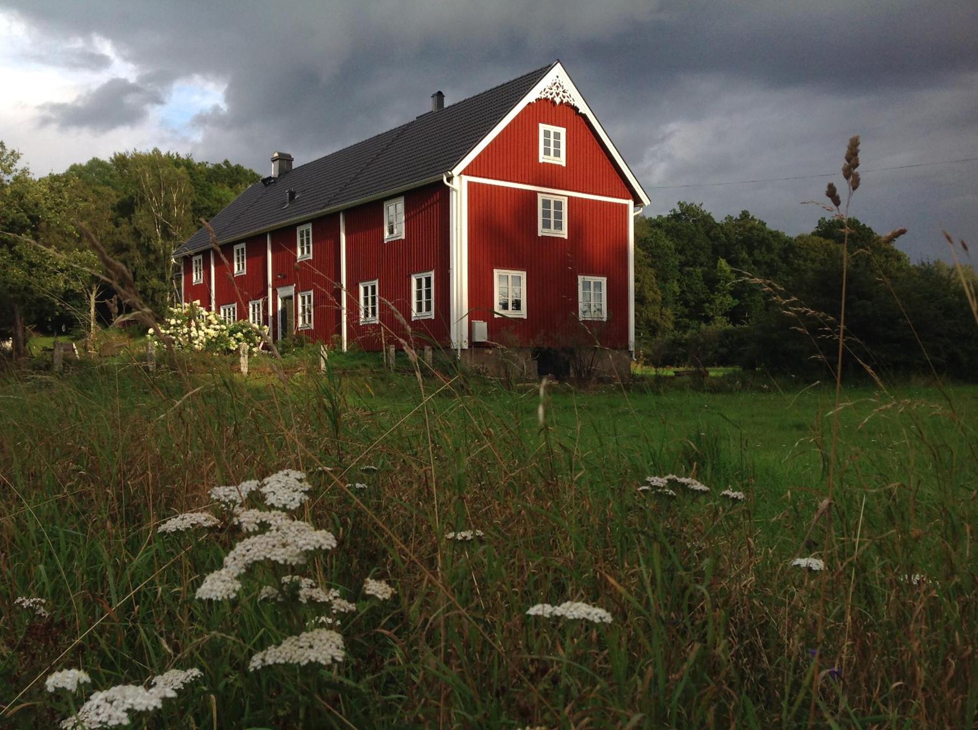 La Maison Rouge De Slaetten Bed And Breakfast Vilshult Экстерьер фото